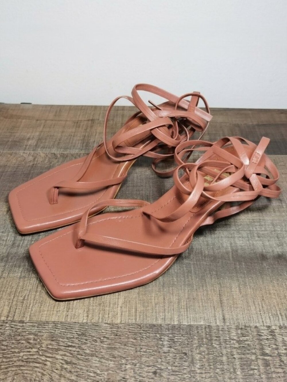 Zara Women Heeled Leather Square Toes Sandals Size 40 US 9 Wrap-Around Ankles